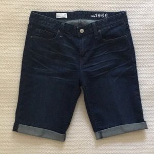 GAP Skinny Bermuda Denim Shorts